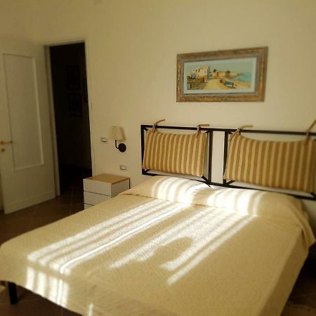 B&B Piazza Dante Nuoro 努奥罗 外观 照片