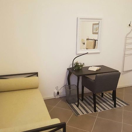 B&B Piazza Dante Nuoro 努奥罗 外观 照片