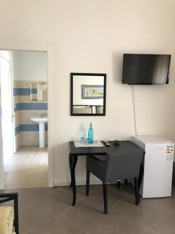 B&B Piazza Dante Nuoro 努奥罗 外观 照片